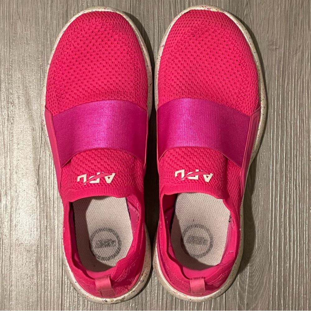 APL Sneakers